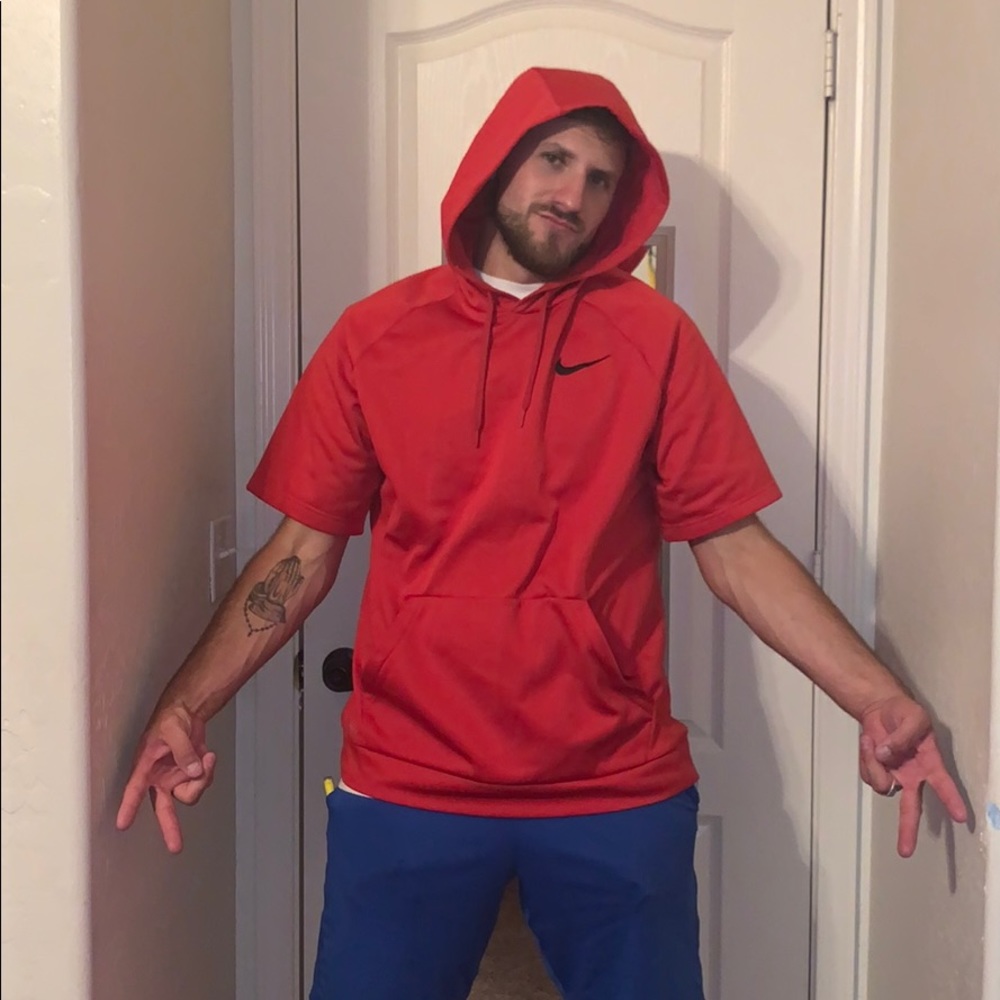 Nike dry fit short sleeve hoodie